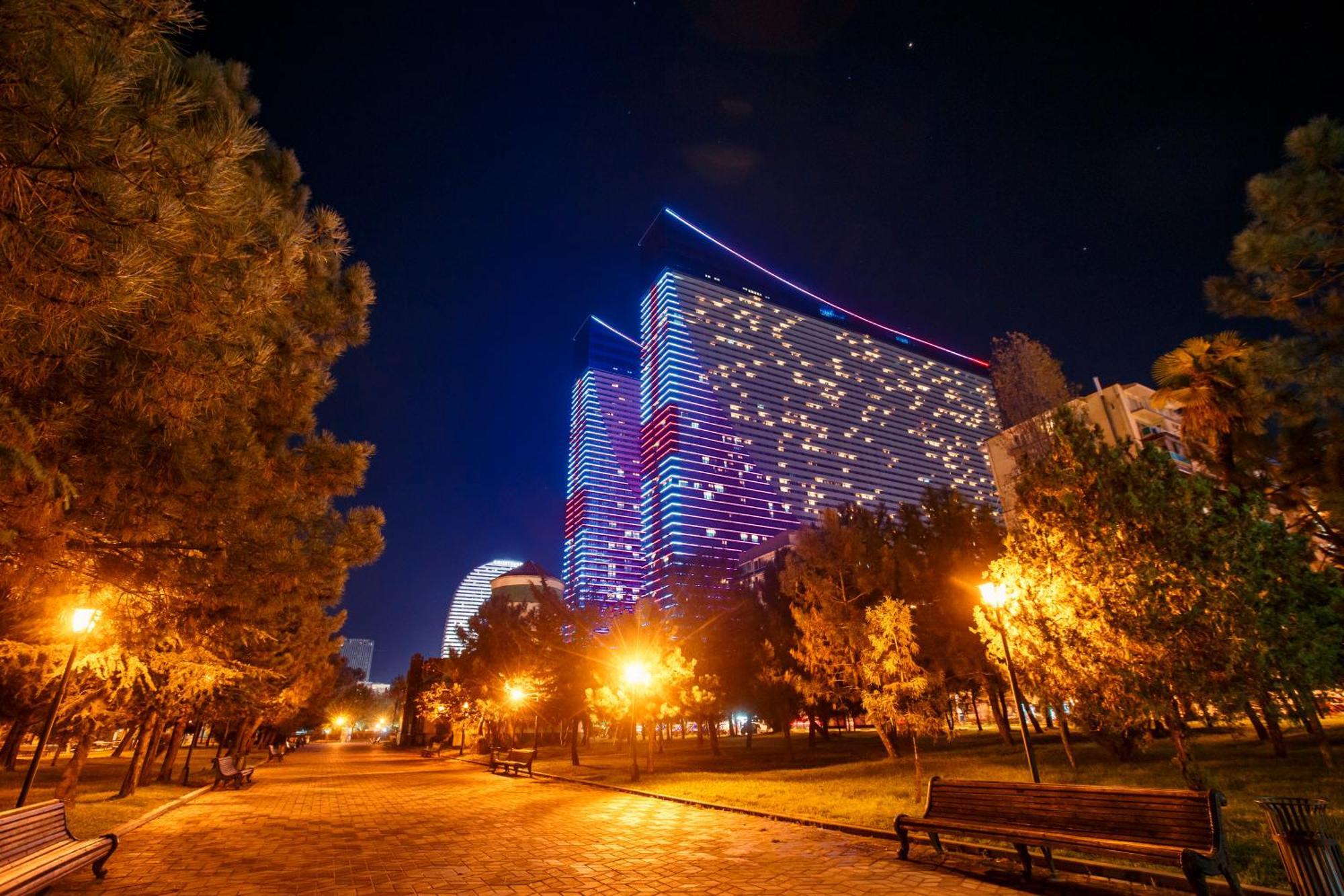 Panorama Batumi Beach Resort Exterior foto